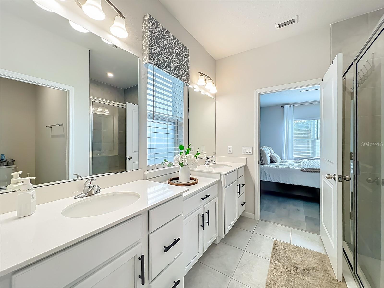 RIVERSIDE RESERVE - Residential