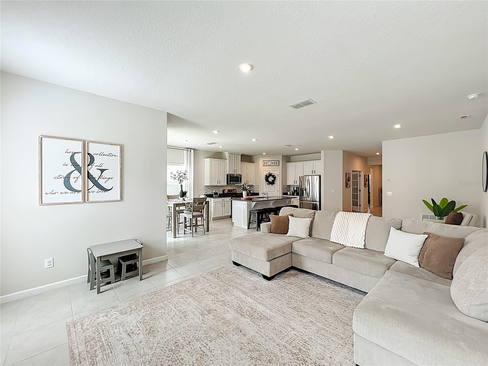 RIVERSIDE RESERVE - Residential