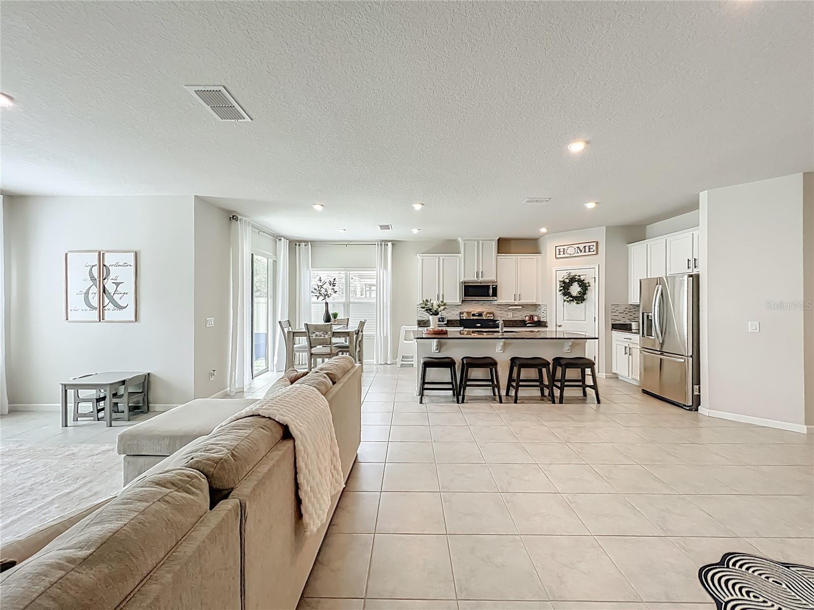 RIVERSIDE RESERVE - Residential