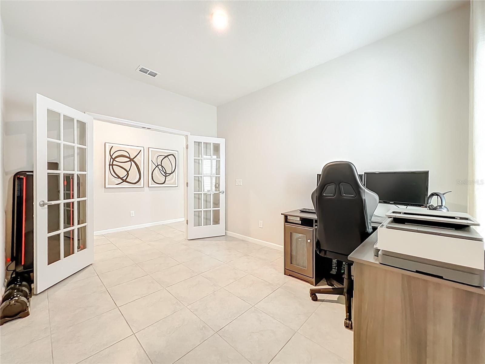 RIVERSIDE RESERVE - Residential