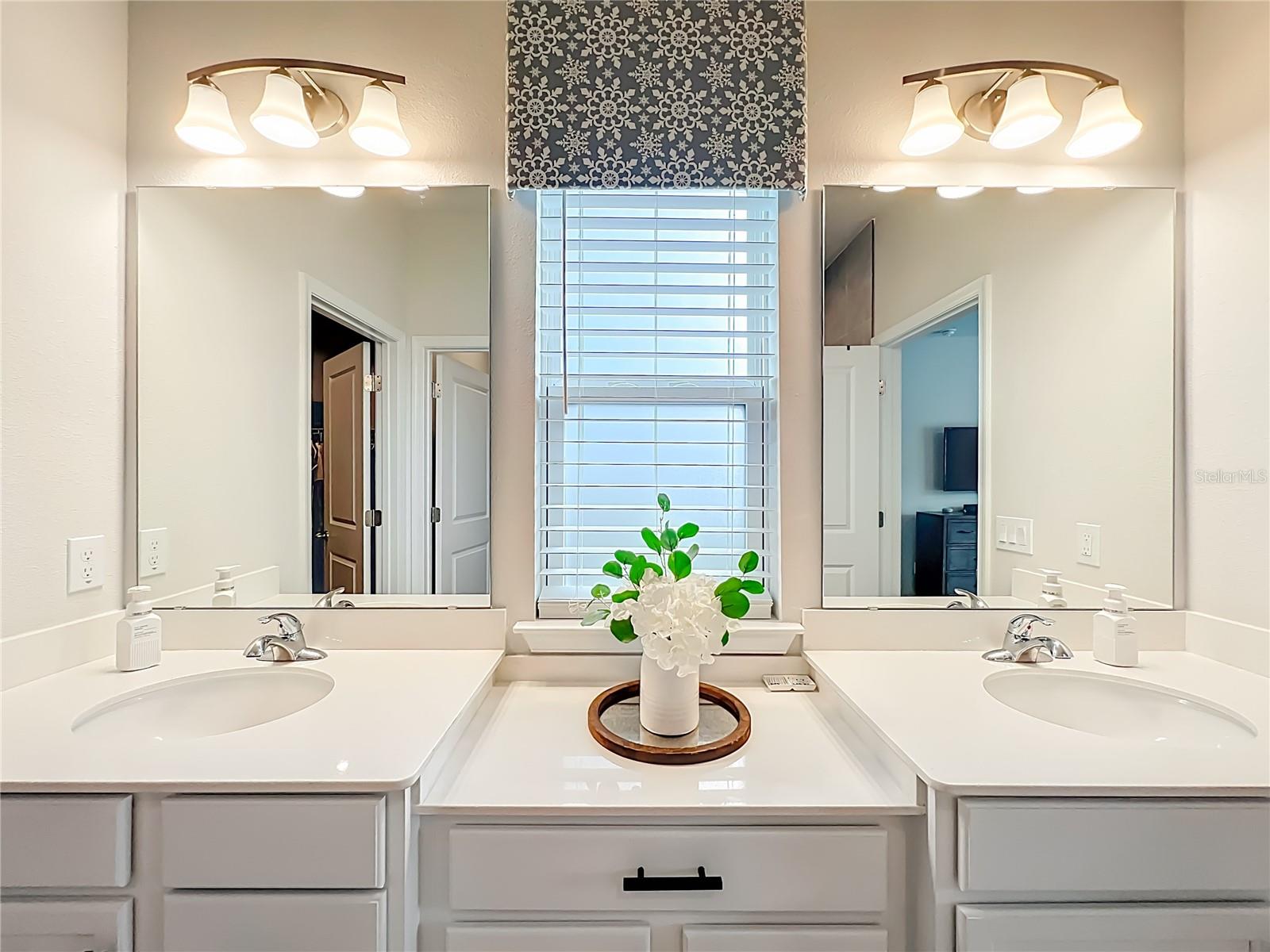 RIVERSIDE RESERVE - Residential