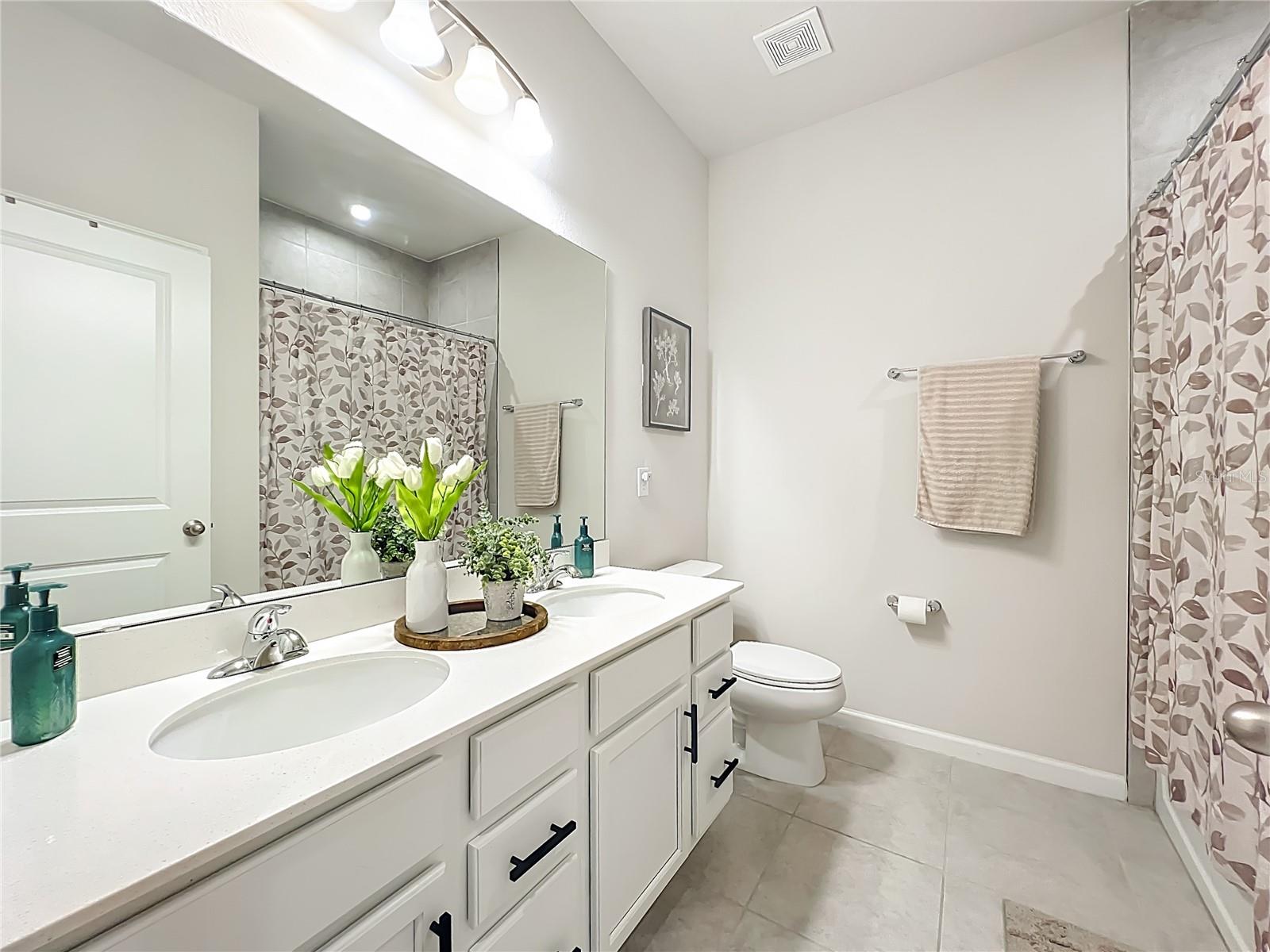 RIVERSIDE RESERVE - Residential