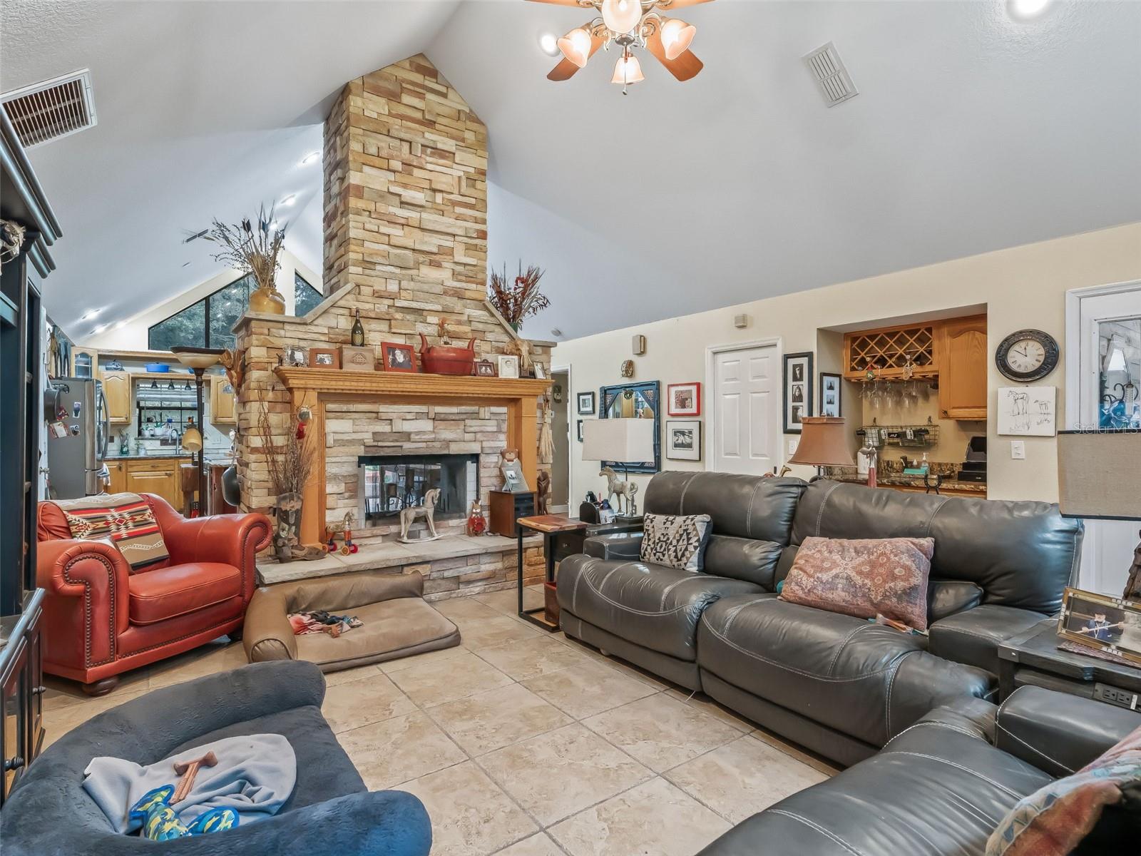 MEADOW WOOD FARMS UN 02 - Residential