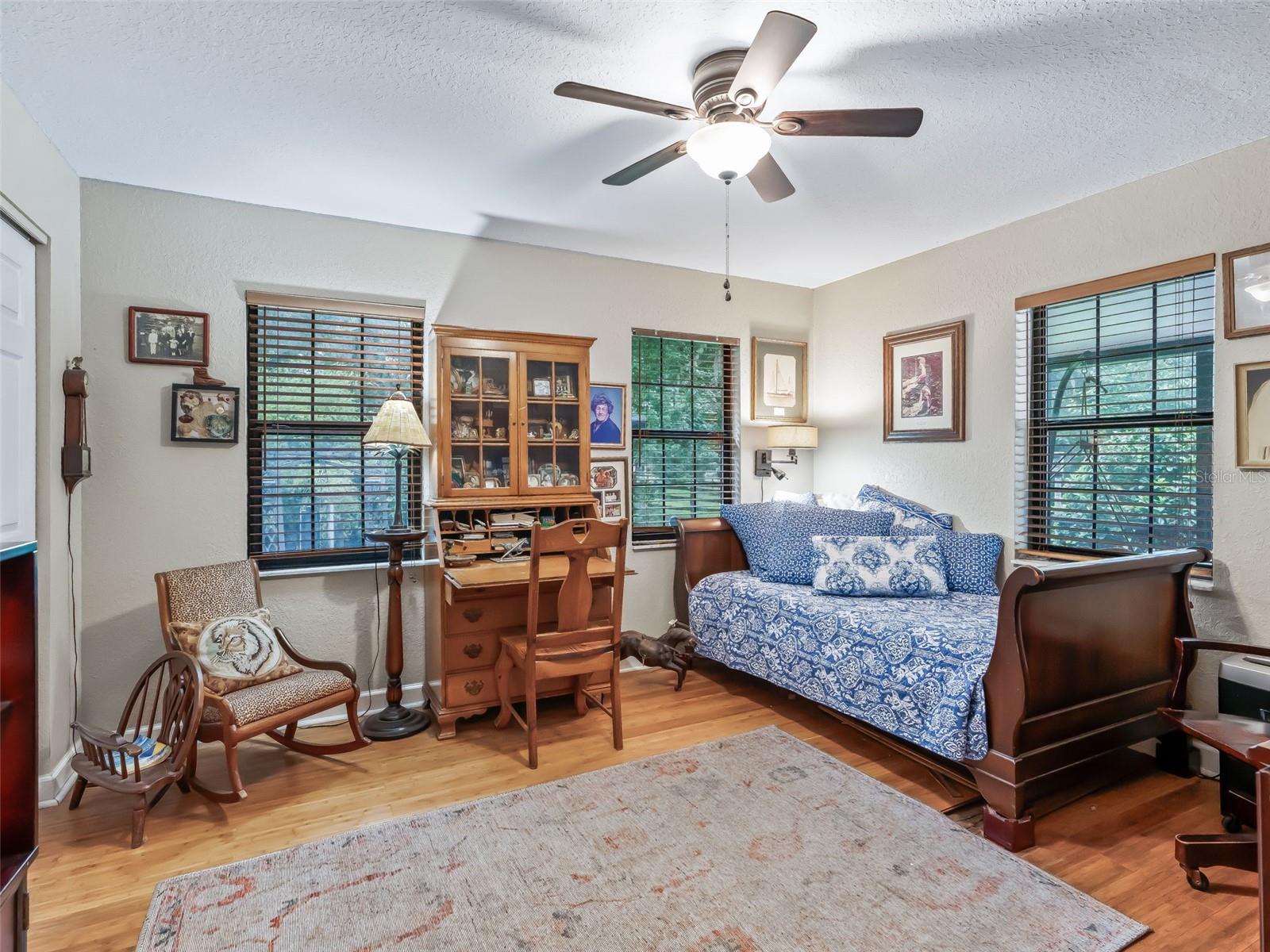 MEADOW WOOD FARMS UN 02 - Residential