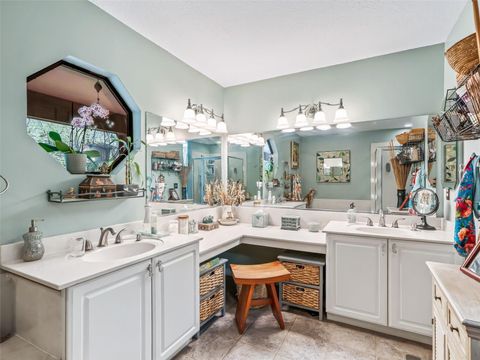 Tiny photo for 75 Lake View Drive E, Ocala, FL 34482 (MLS # OM709517)