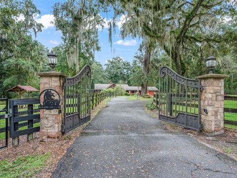 Tiny photo for 75 Lake View Drive E, Ocala, FL 34482 (MLS # OM709517)