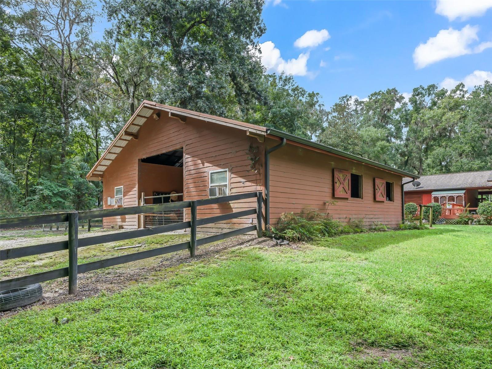 MEADOW WOOD FARMS UN 02 - Residential
