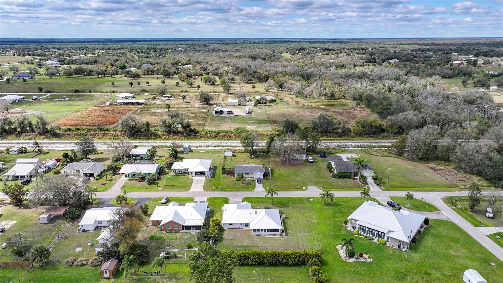 SUNNYBREEZE HARBOR SEC 1 - Residential