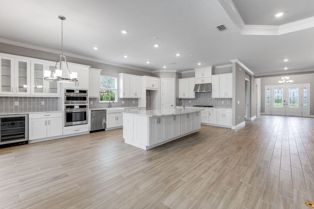 AZARIO ESPLANADE - Residential