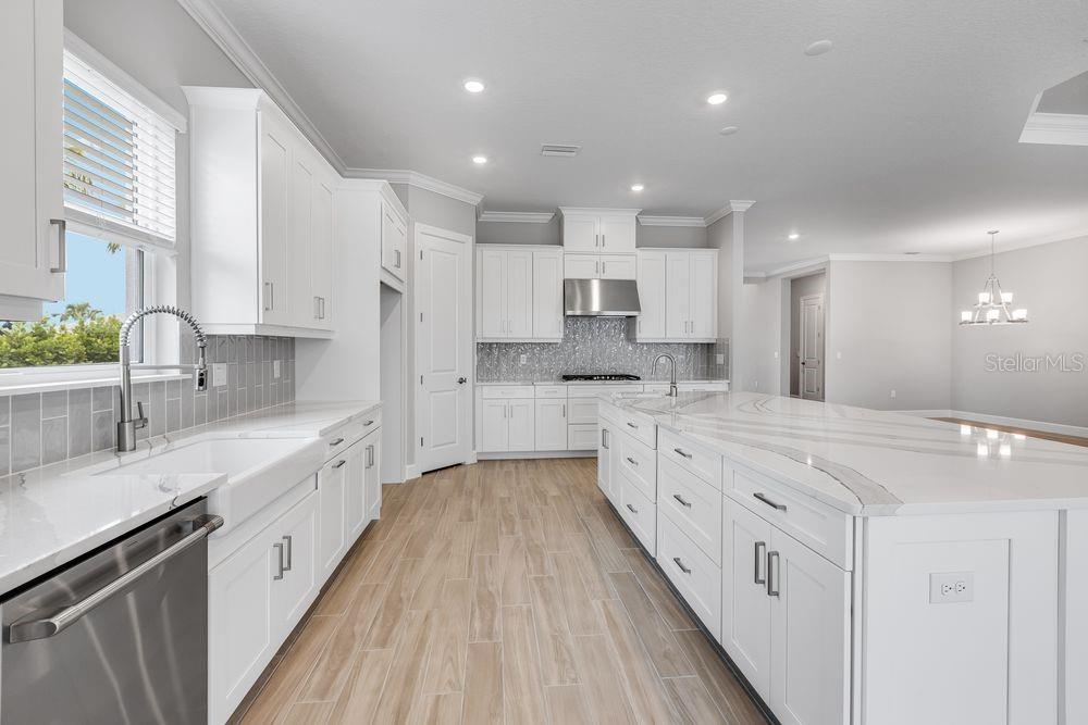 AZARIO ESPLANADE - Residential