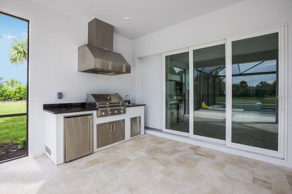 AZARIO ESPLANADE - Residential