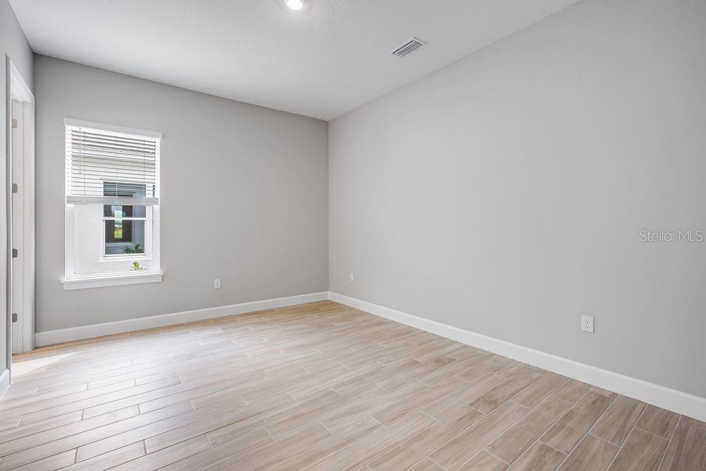 AZARIO ESPLANADE - Residential