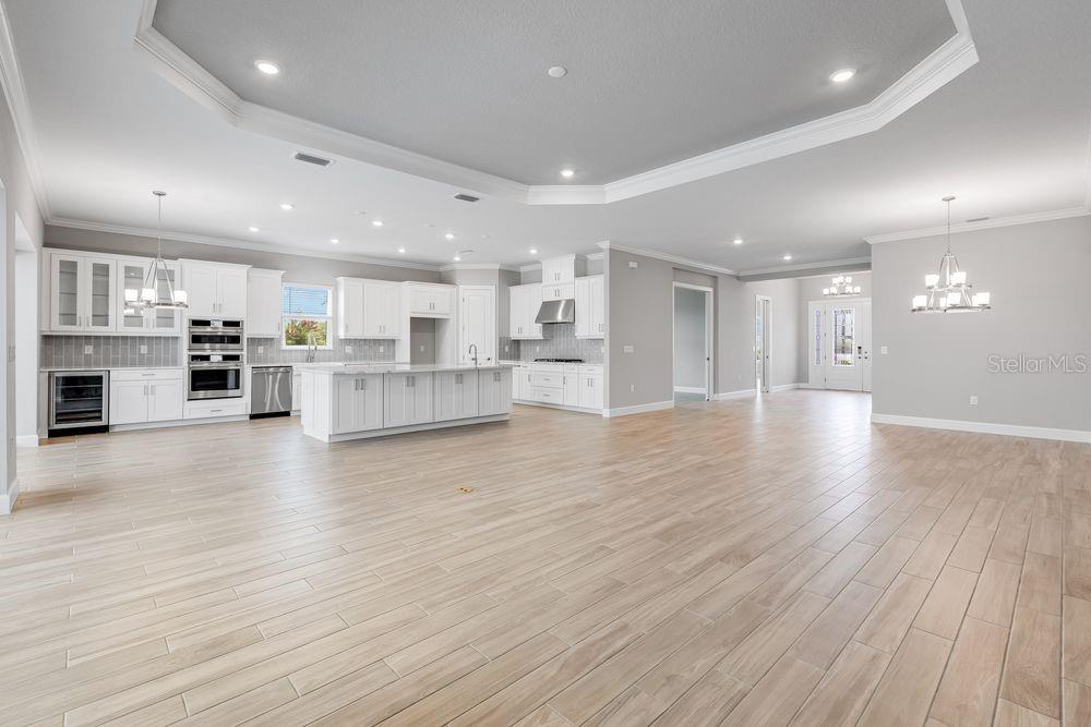 AZARIO ESPLANADE - Residential