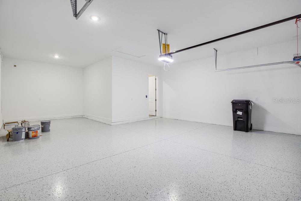 AZARIO ESPLANADE - Residential