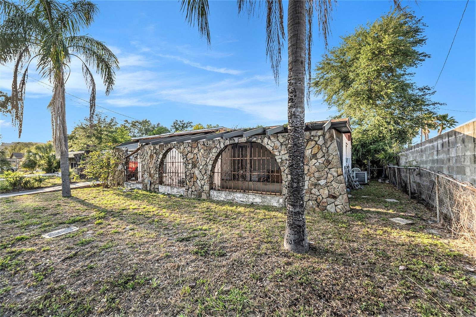 3803 W PALMETTO STREET