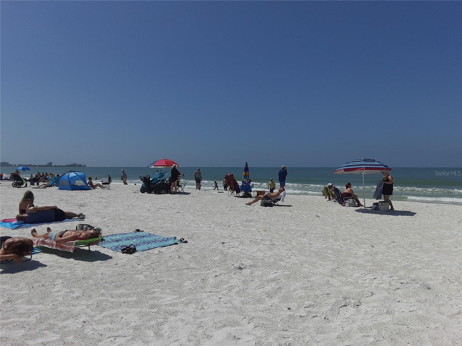 LIDO SHORES - Residential Lease