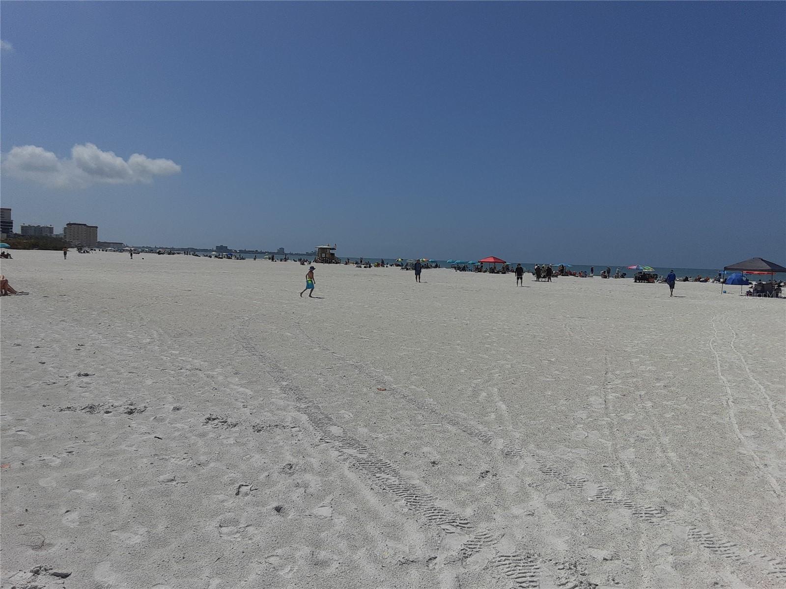 LIDO SHORES - Residential Lease