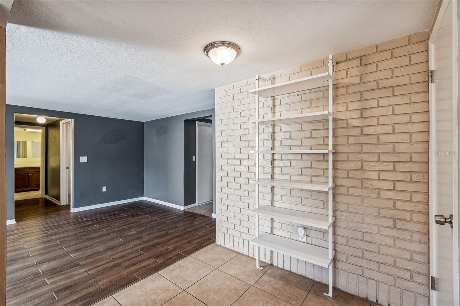 BEACON WOODS VILLAGE - Residential