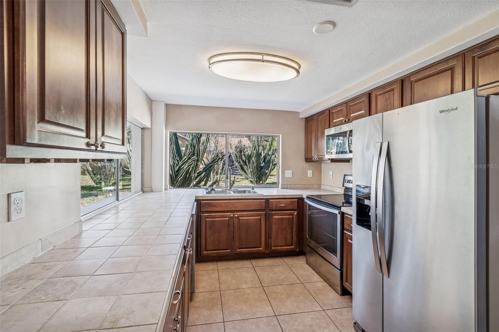 BEACON WOODS VILLAGE - Residential