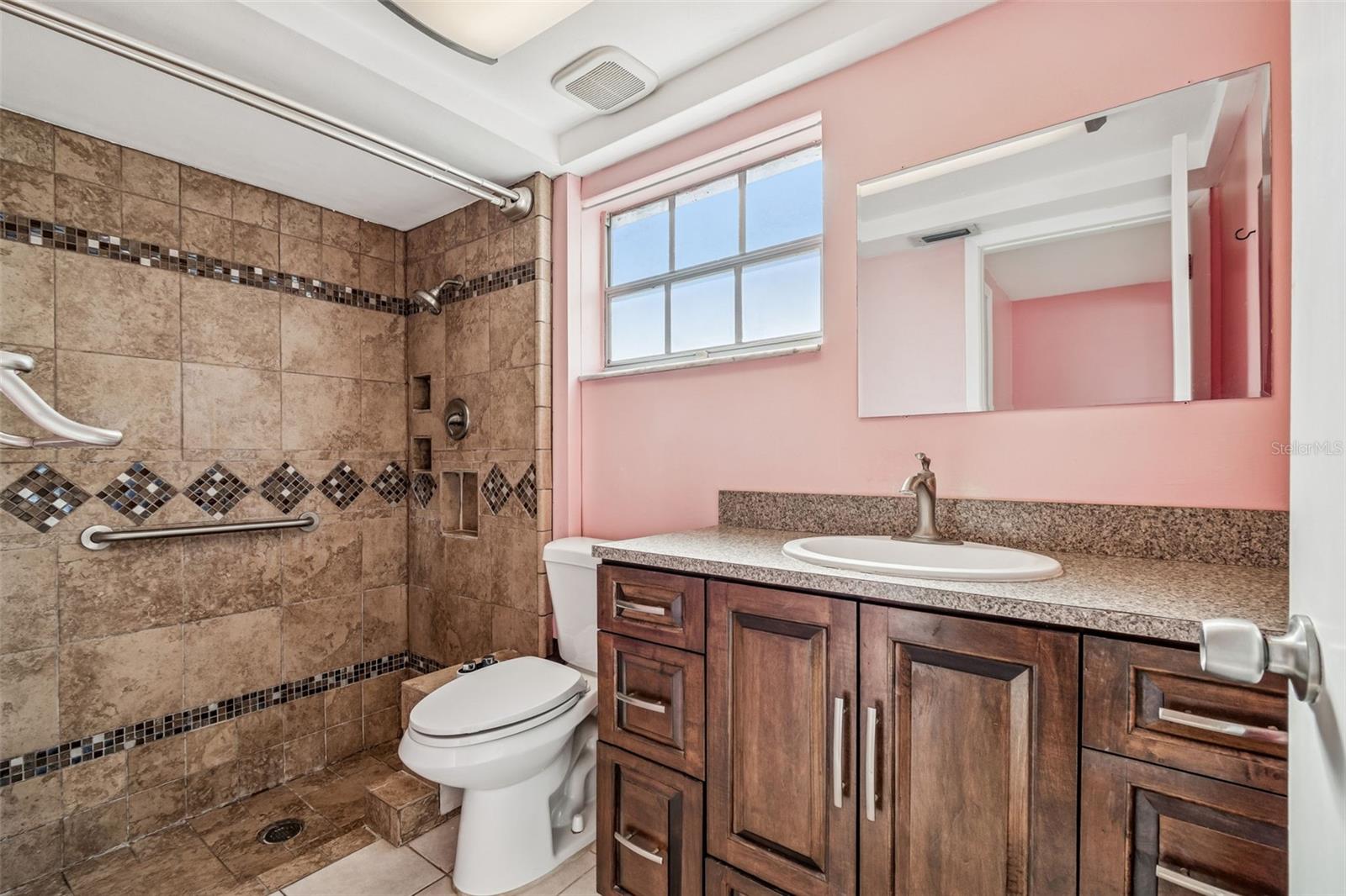 BEACON WOODS VILLAGE - Residential