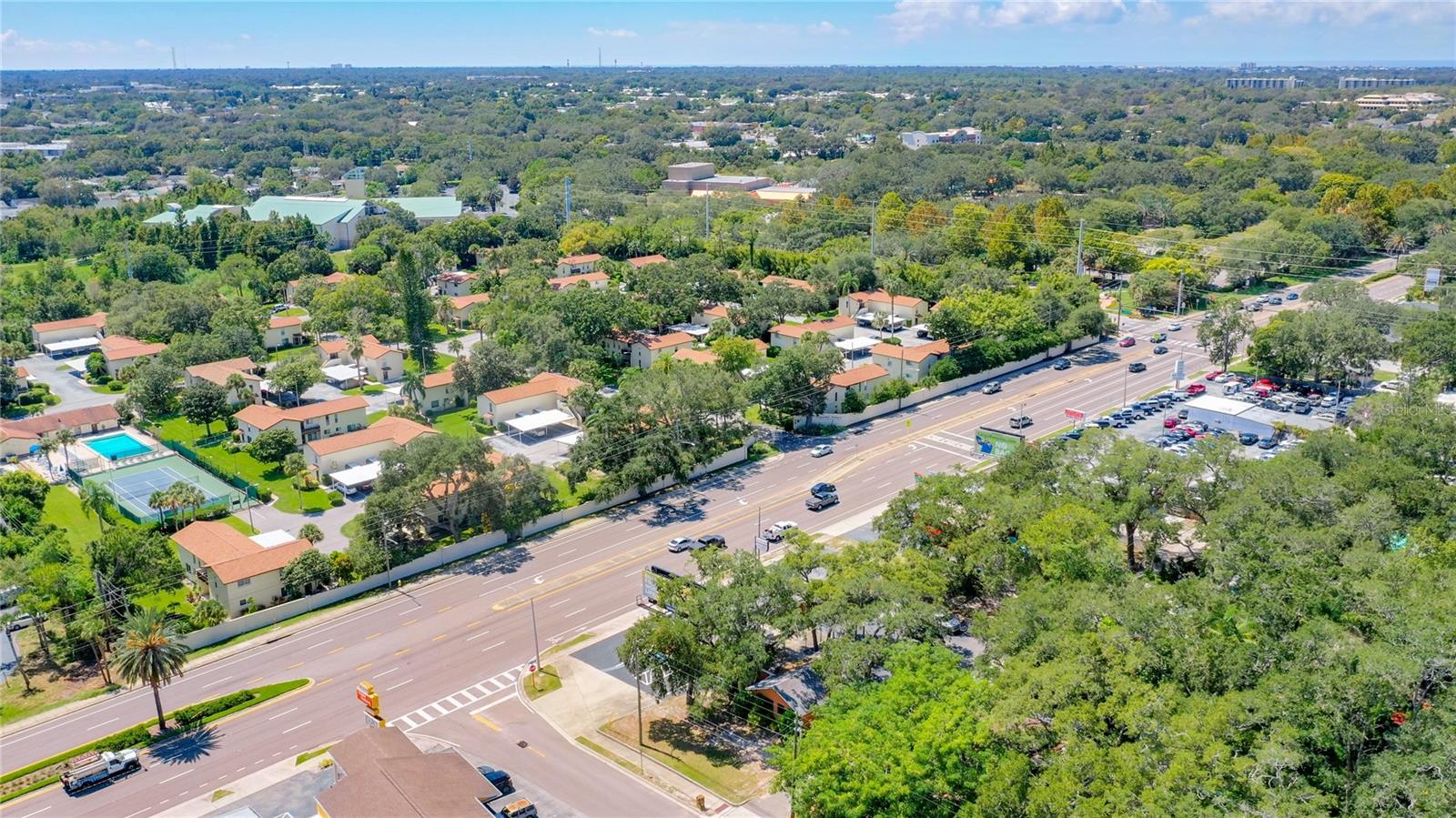 ROOSEVELT GROVES - Commercial Lease