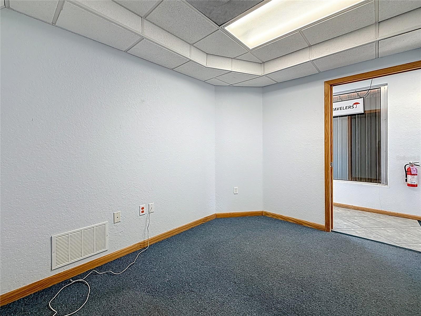 ROOSEVELT GROVES - Commercial Lease