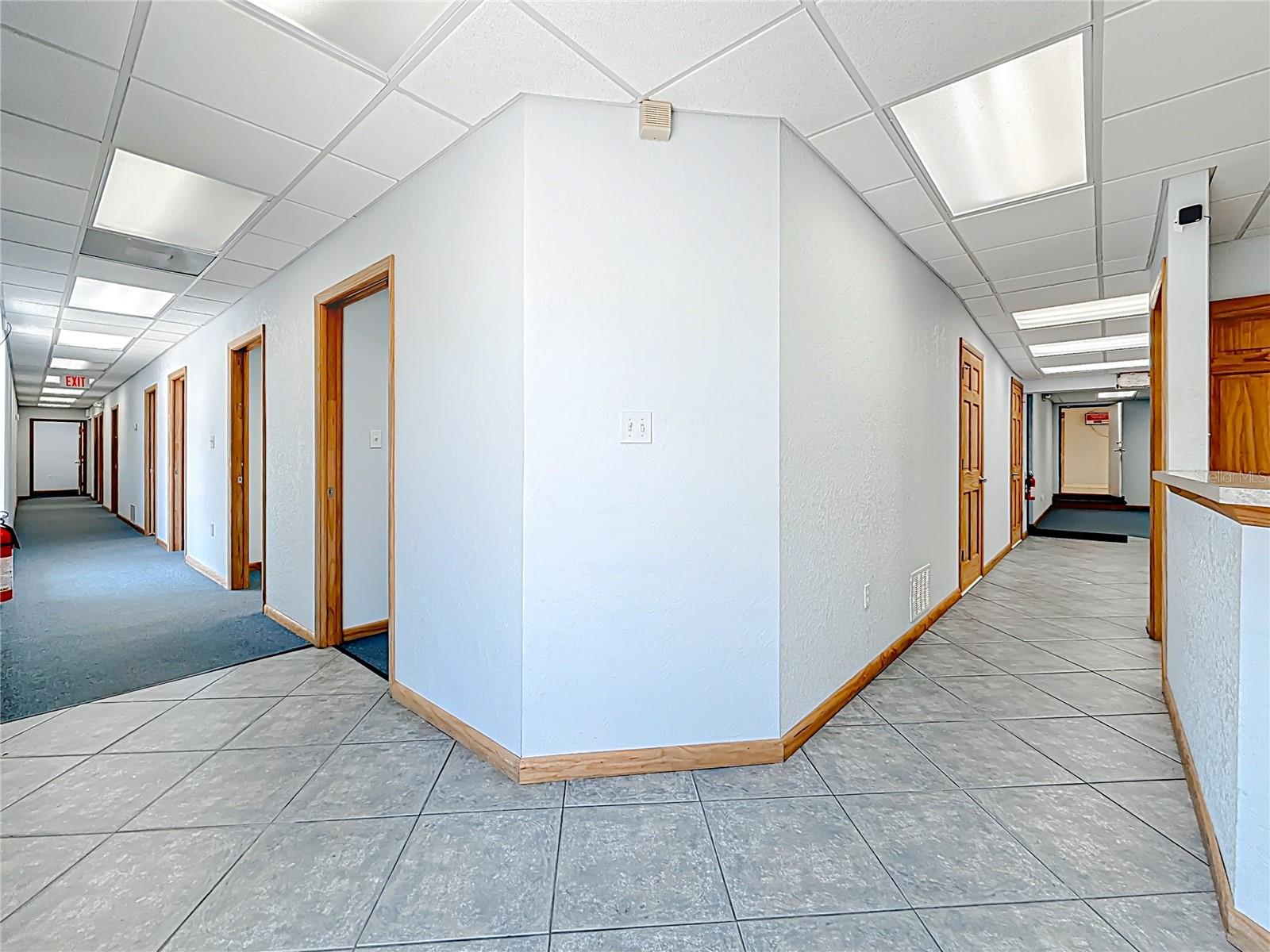 ROOSEVELT GROVES - Commercial Lease