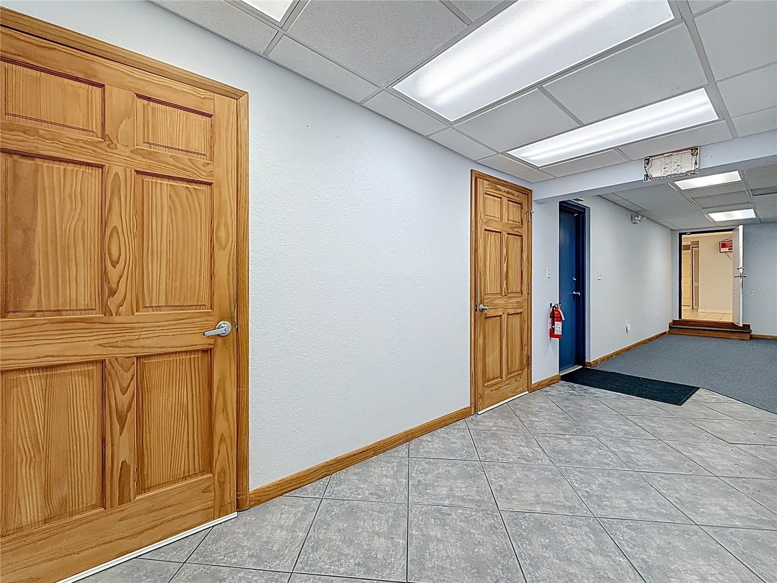 ROOSEVELT GROVES - Commercial Lease