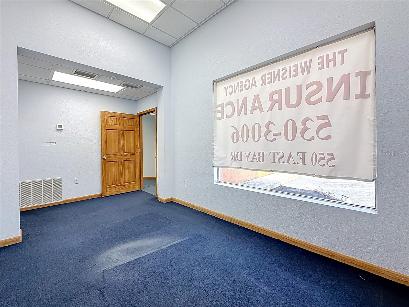 ROOSEVELT GROVES - Commercial Lease