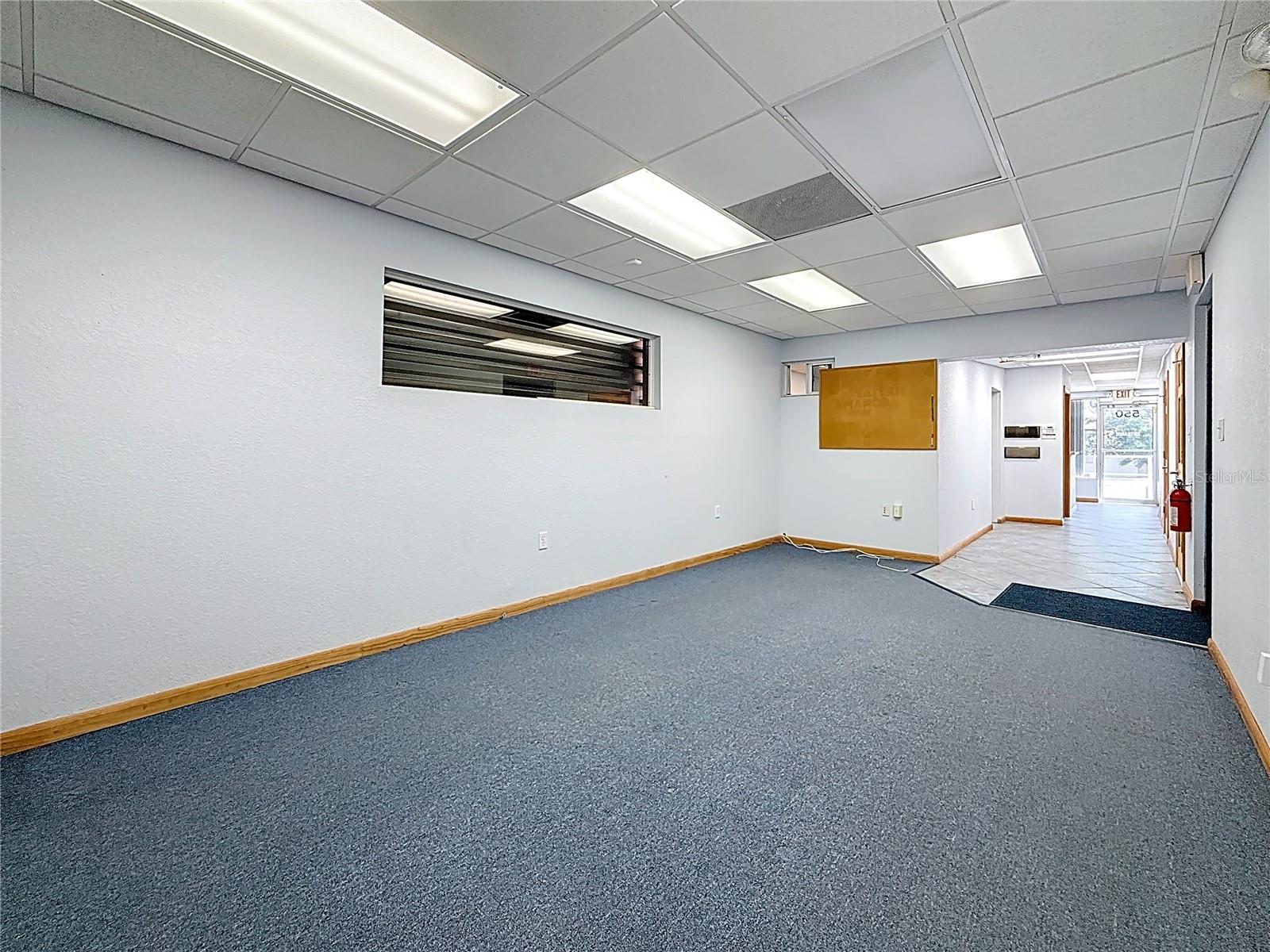 ROOSEVELT GROVES - Commercial Lease