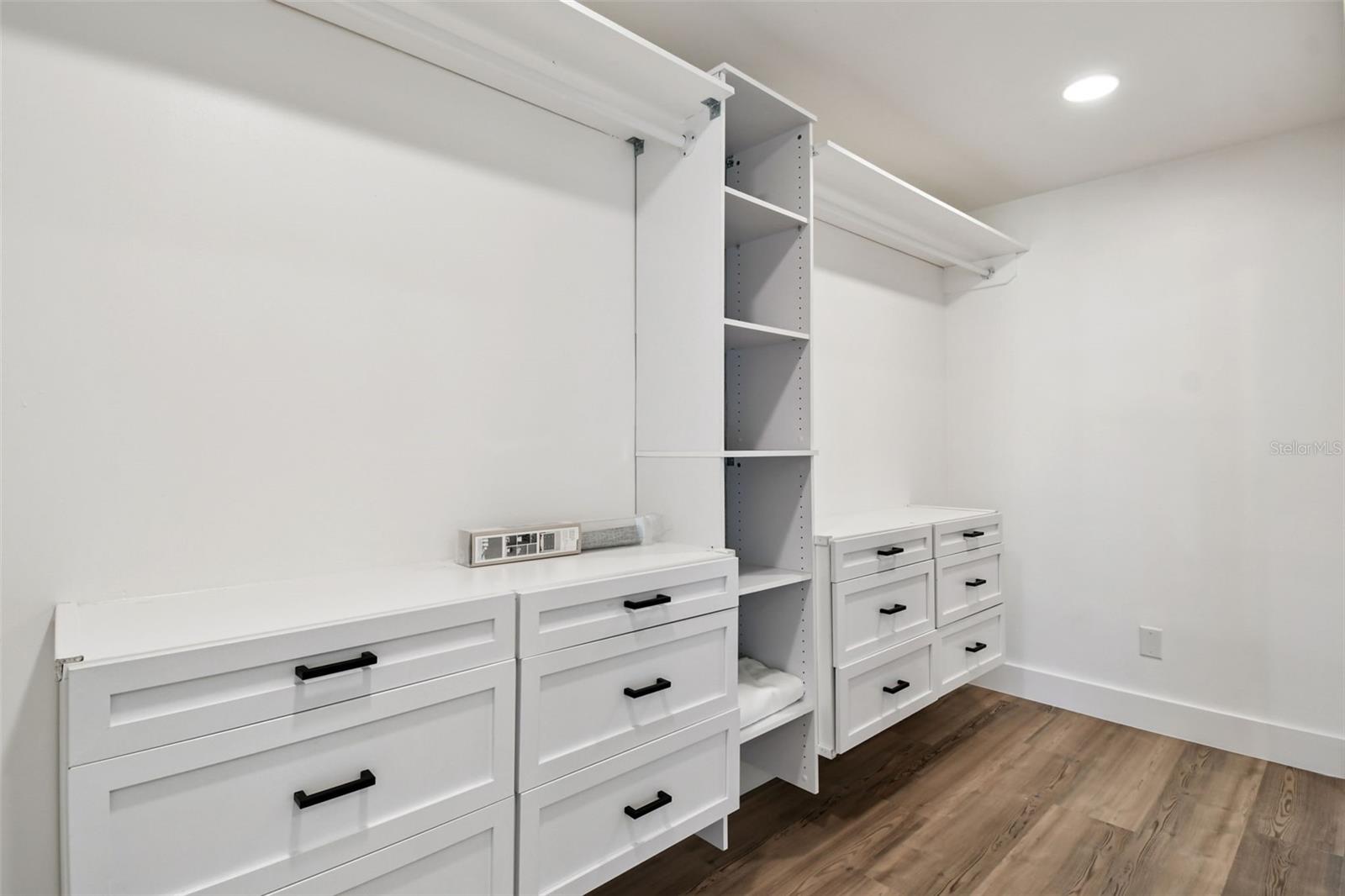 ISLAND ESTATES OF CLEARWATER UNIT 6-B - Residential