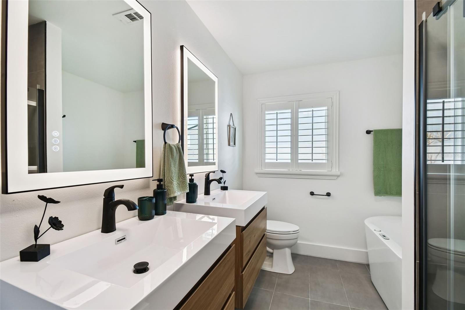 ISLAND ESTATES OF CLEARWATER UNIT 6-B - Residential