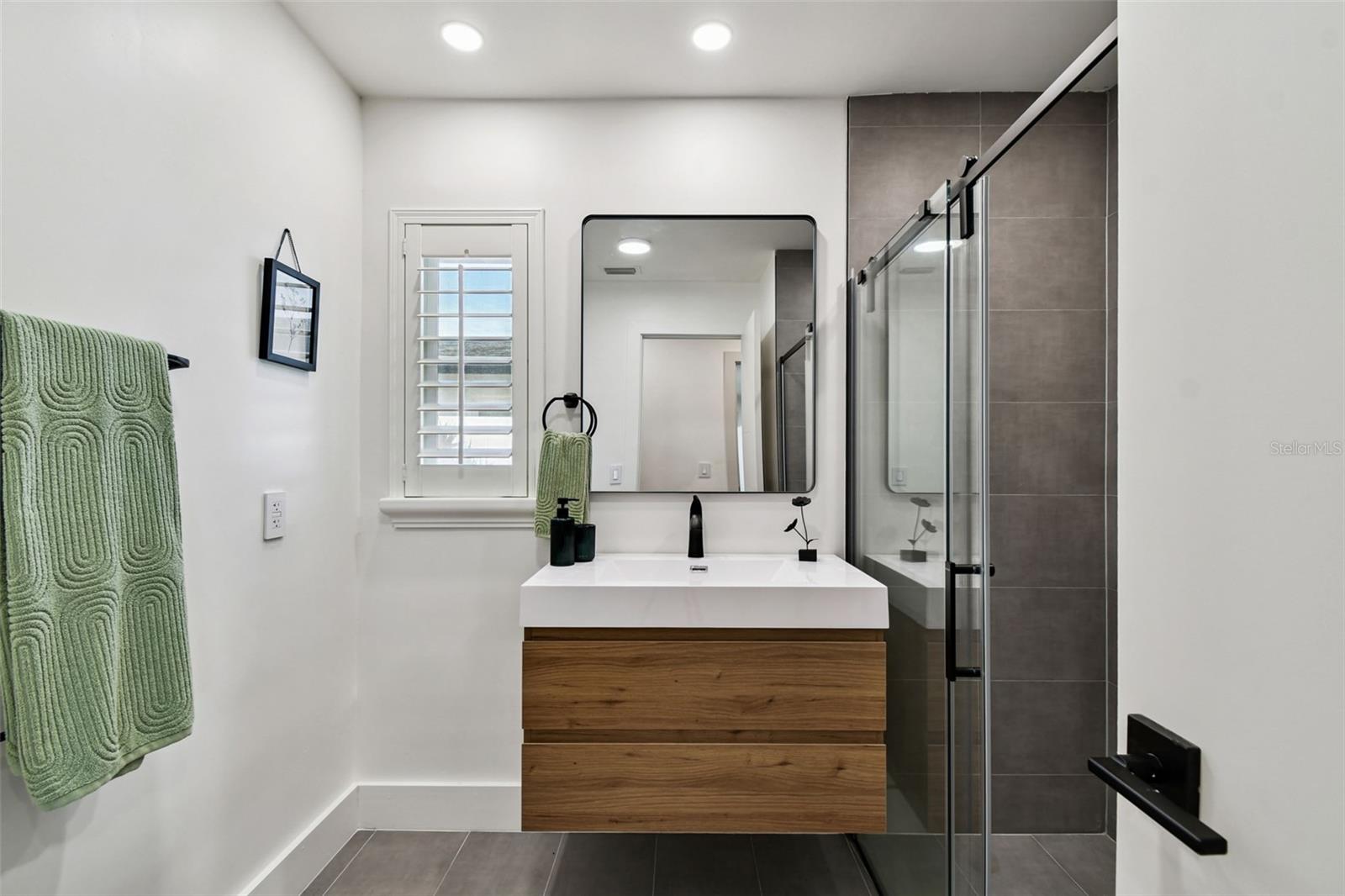 ISLAND ESTATES OF CLEARWATER UNIT 6-B - Residential