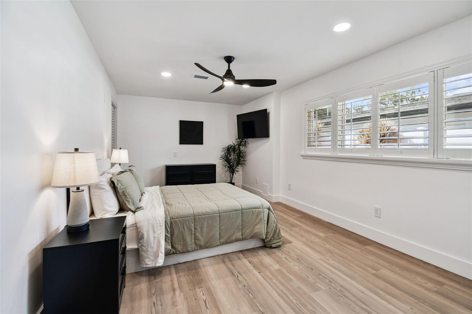 ISLAND ESTATES OF CLEARWATER UNIT 6-B - Residential