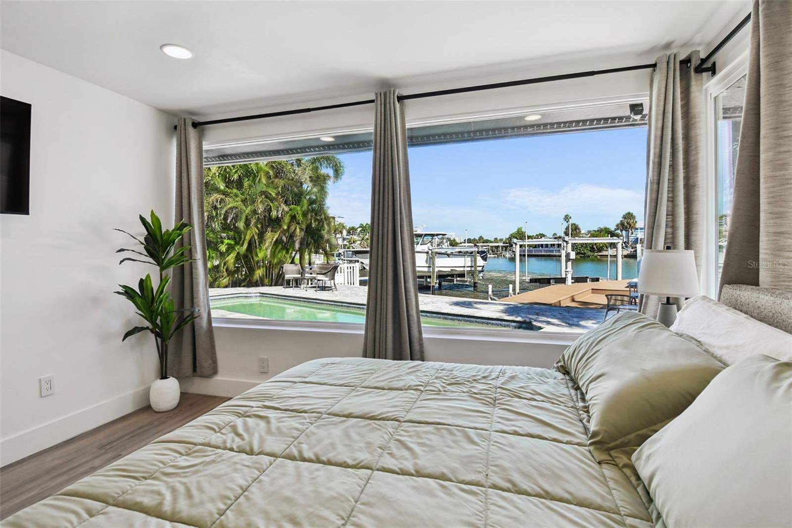 ISLAND ESTATES OF CLEARWATER UNIT 6-B - Residential