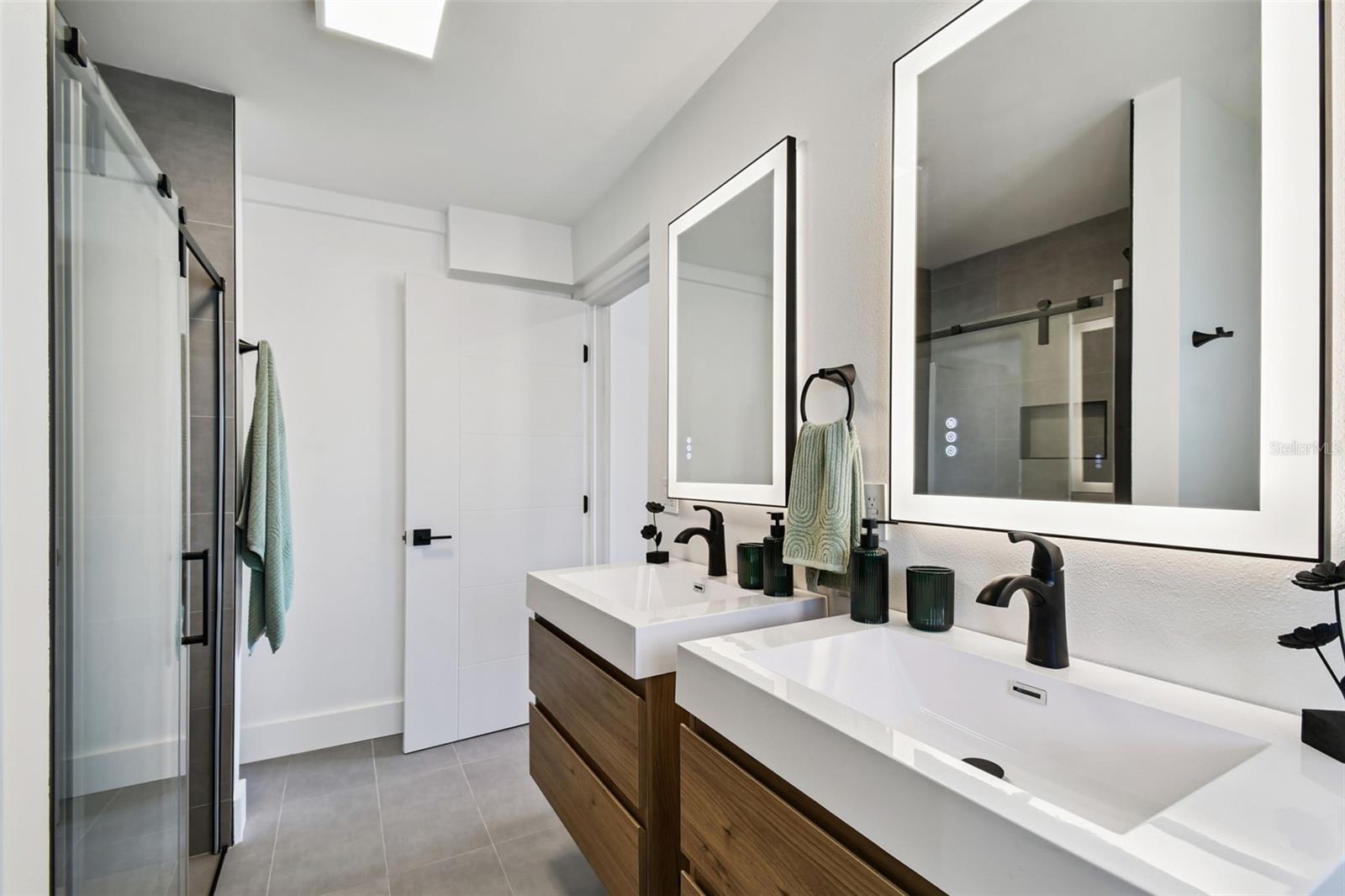 ISLAND ESTATES OF CLEARWATER UNIT 6-B - Residential