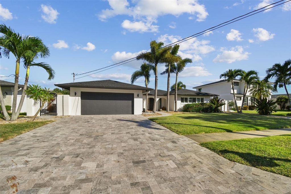 Photo of 320 Palm Island NE, Clearwater Beach, FL 33767 (MLS # TB8434339)