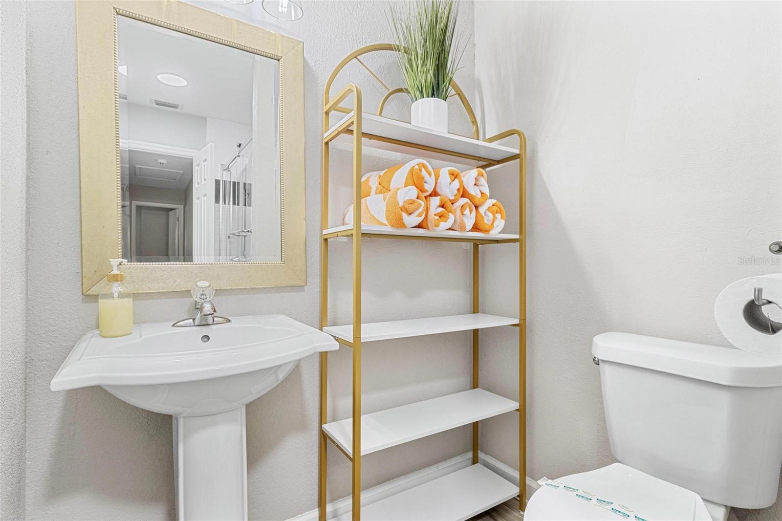 LAKEWOOD ESTATES SEC E - Residential