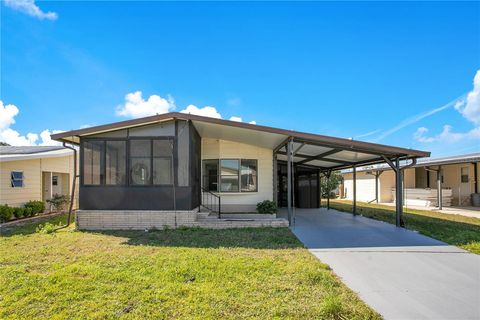 Photo of 6462 Hollyberry Lane NE, Winter Haven, FL 33881 (MLS # S5122907)