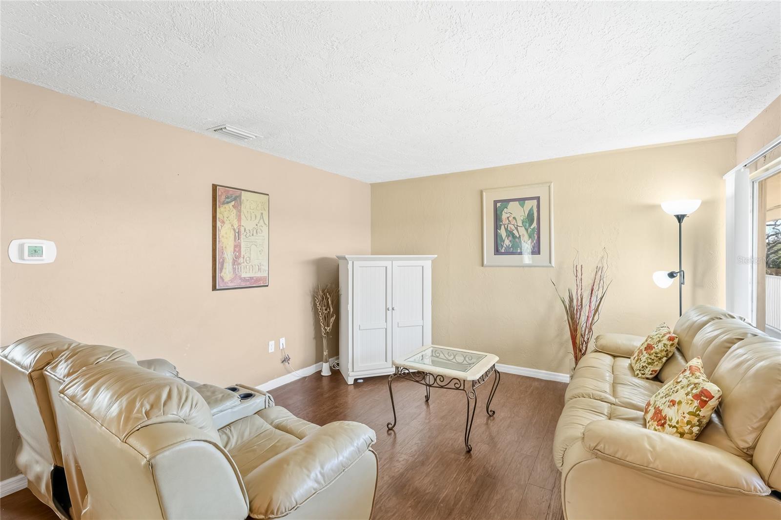 TOWN N COUNTRY - Residential