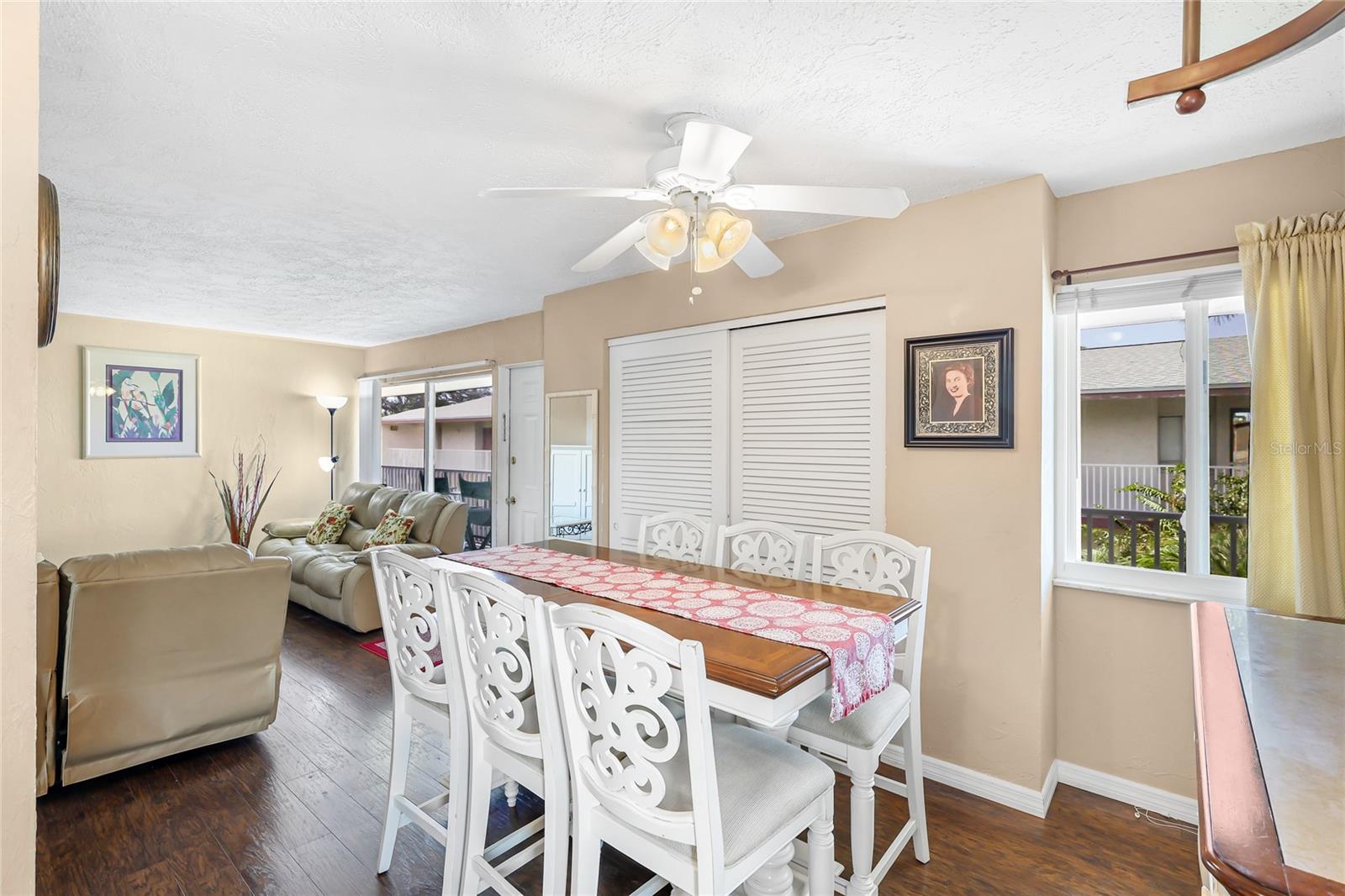 TOWN N COUNTRY - Residential