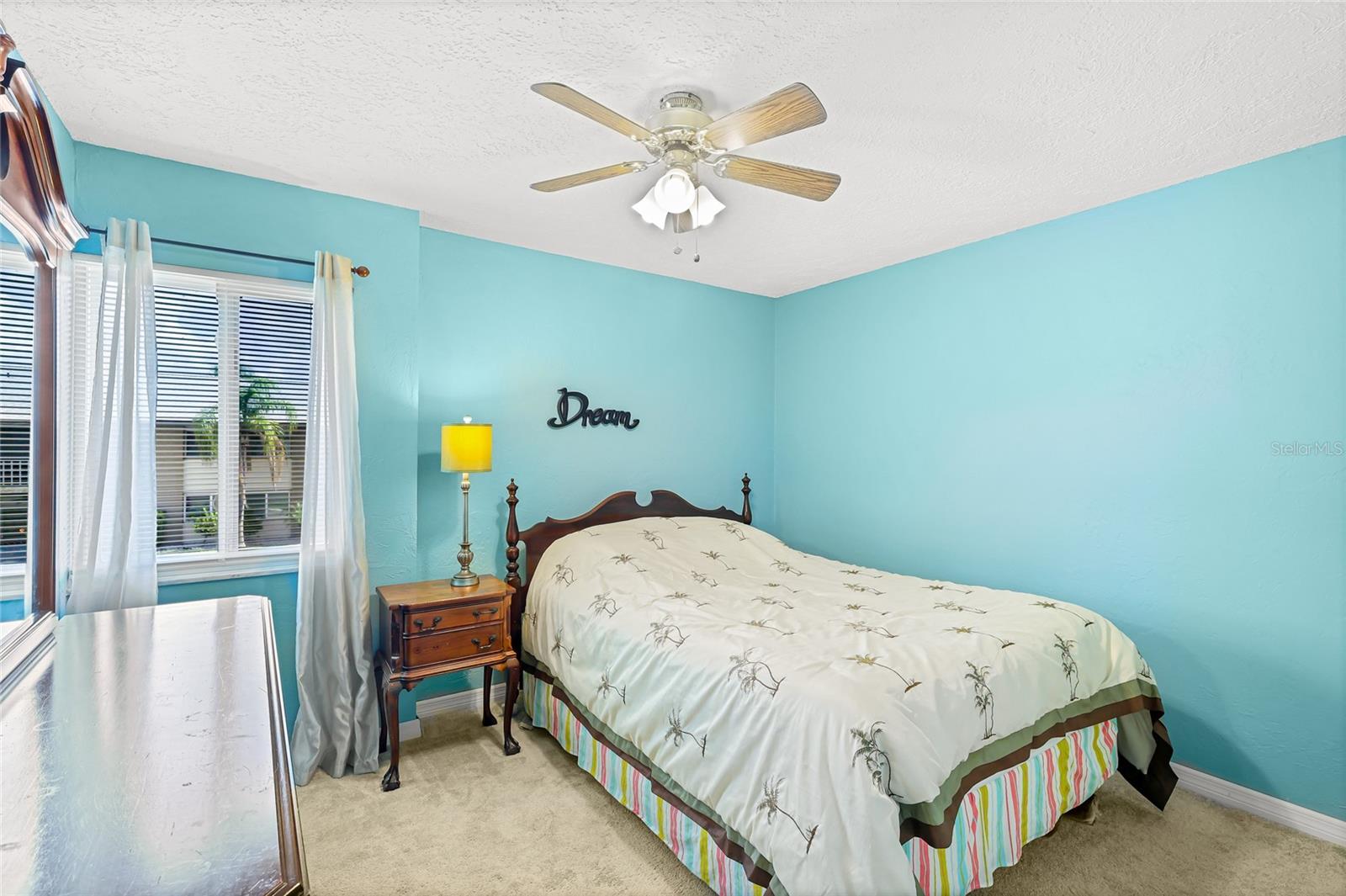 TOWN N COUNTRY - Residential