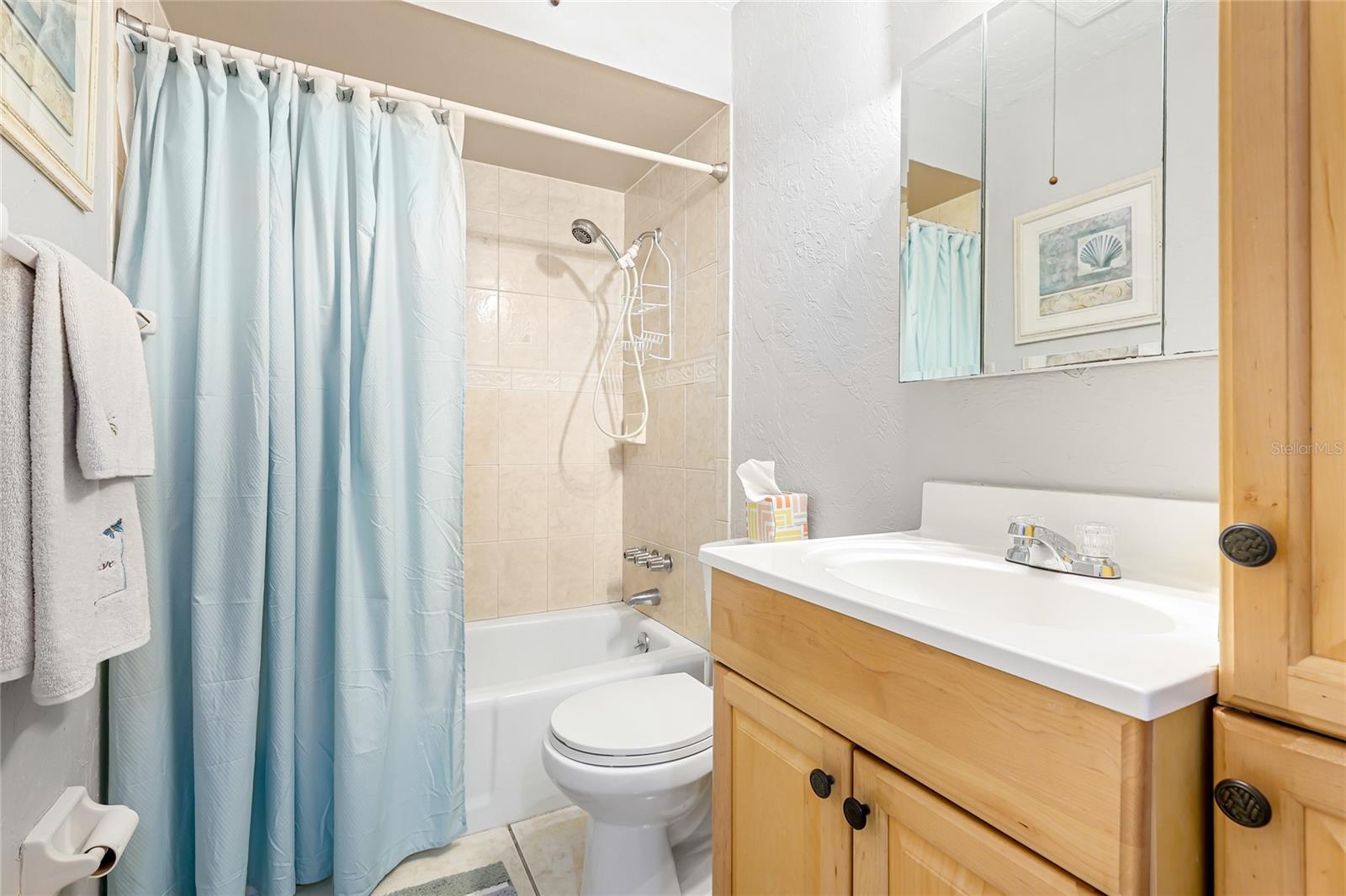 TOWN N COUNTRY - Residential