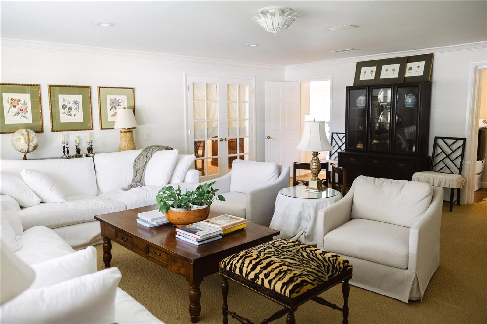 PARK GROVE - Residential