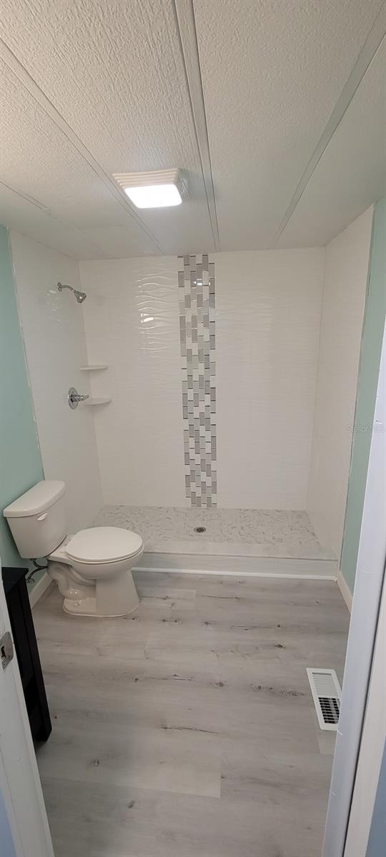 PARKWOOD ACRES - Residential