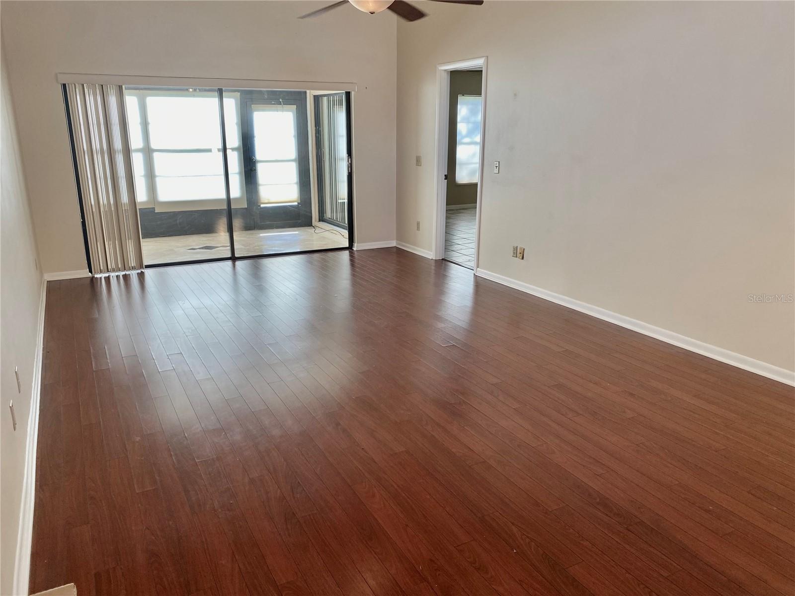 1403 PYLEWOOD STREET 1403