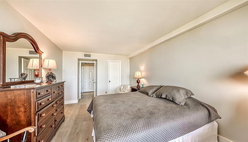 ANCHORAGE - Residential Lease