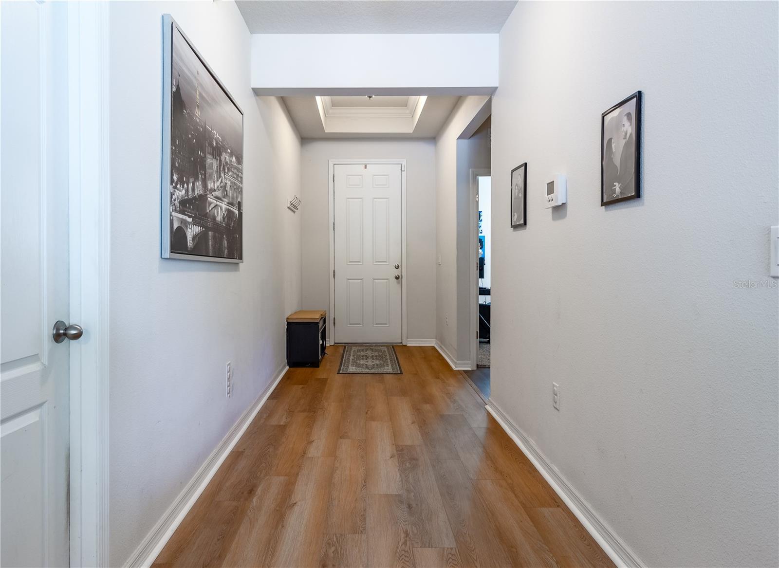 911 GLAZEBROOK LOOP