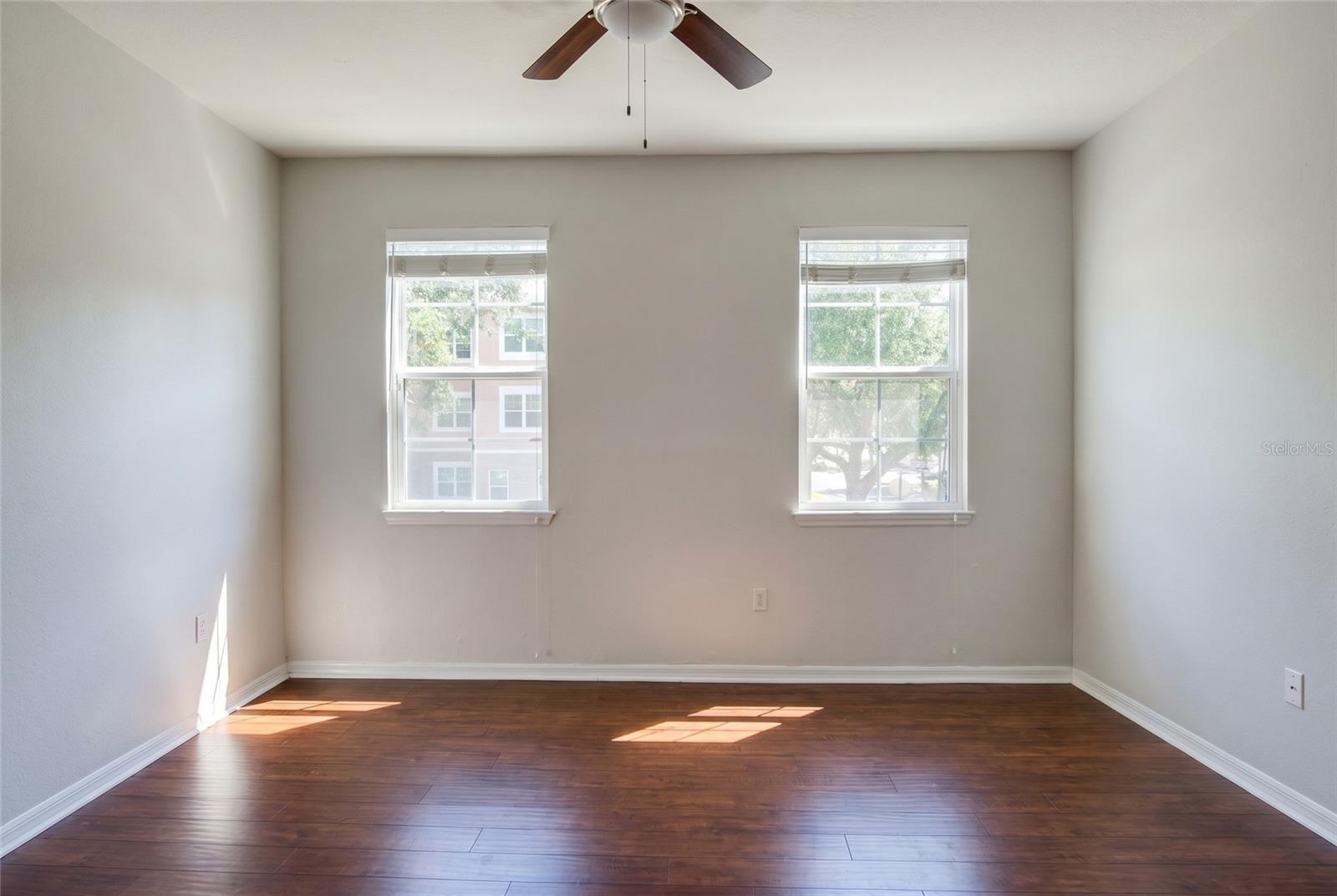 HAMPTONS/METROWEST - Residential