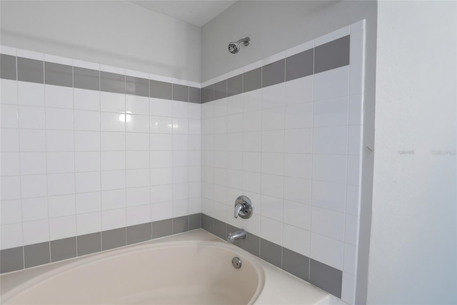 HAMPTONS/METROWEST - Residential